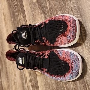 Nike Women's Free RN Flyknit